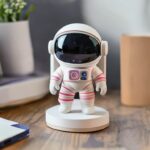 Astronaut Phone Stand - Image 3